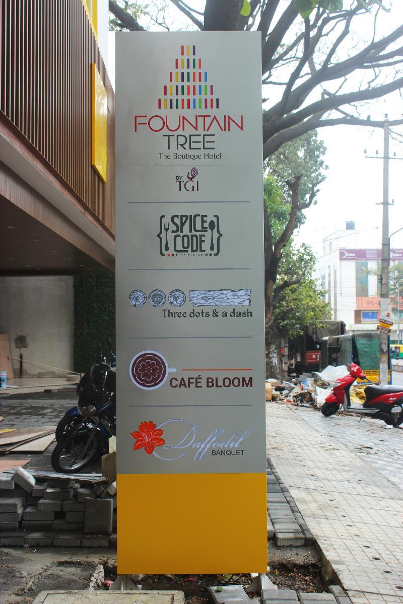 Hotel Fountain Tree By Tgi Bangalore Esterno foto